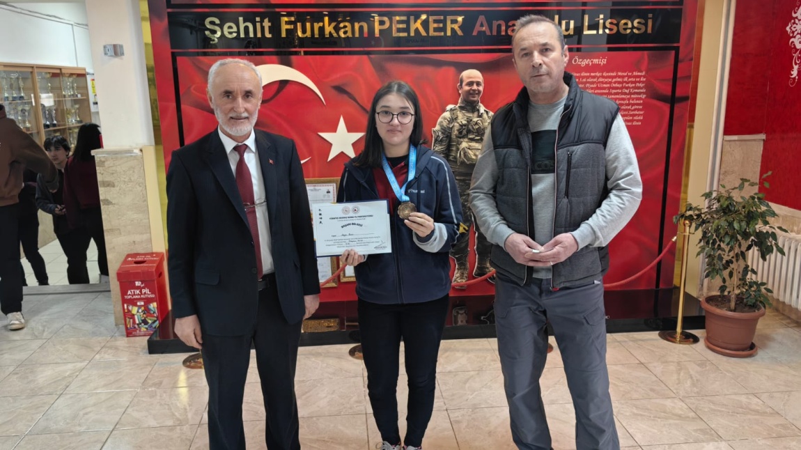 Öğrencimiz Aleyna BAŞAR'dan Wushu Kungfu Türkiye 3.lüğü Başarısı