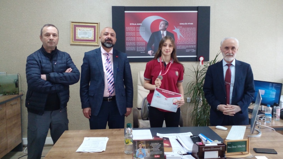 Öğrencimiz Beyza ORHAN'dan Taekwondo Türkiye 2.liği başarısı